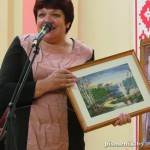 От родной земли писателя поздравляет заместитель начальника отдела культуры Елена Птушко